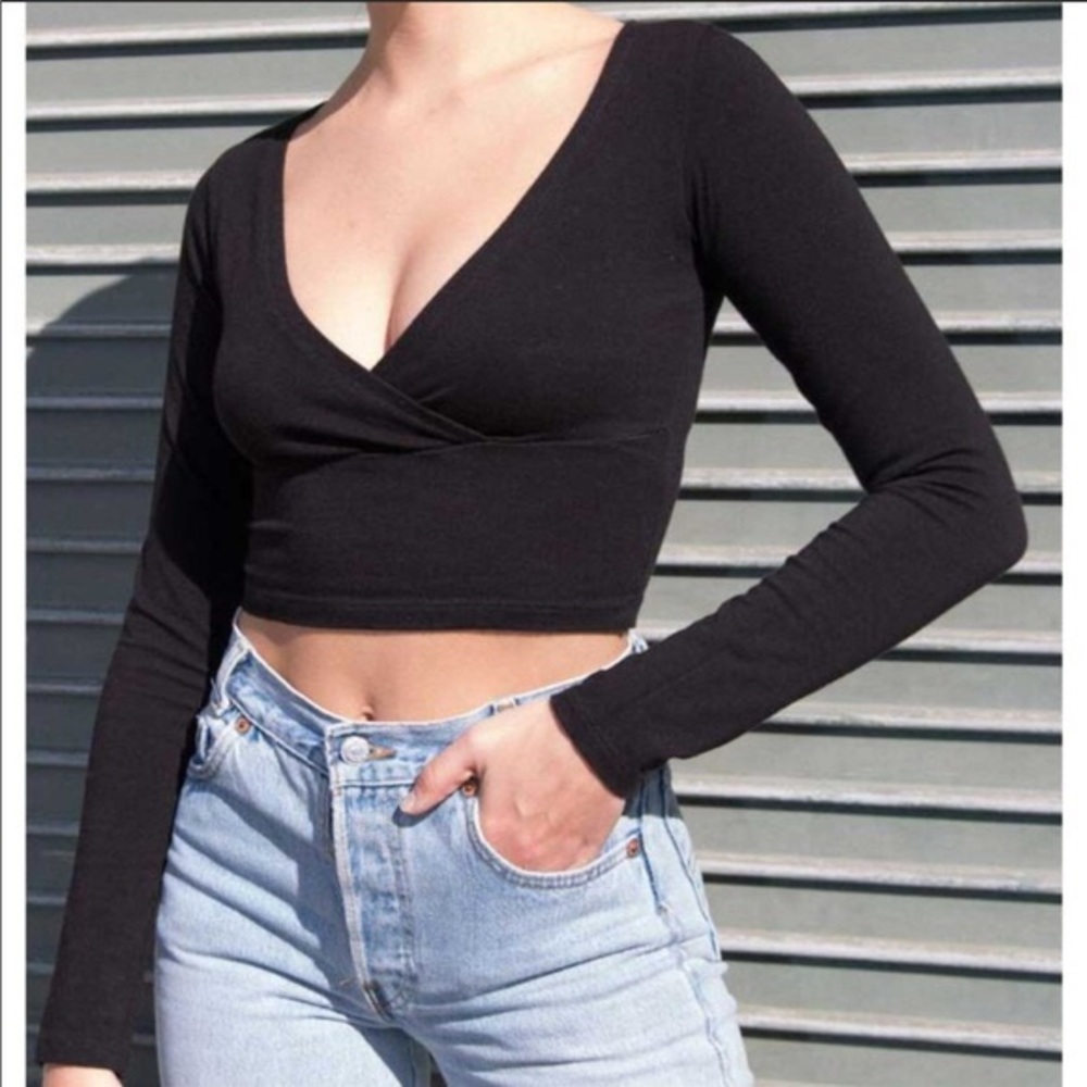 brandy melville long sleeve top